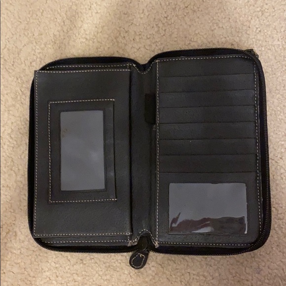black wallet - Picture 6 of 7